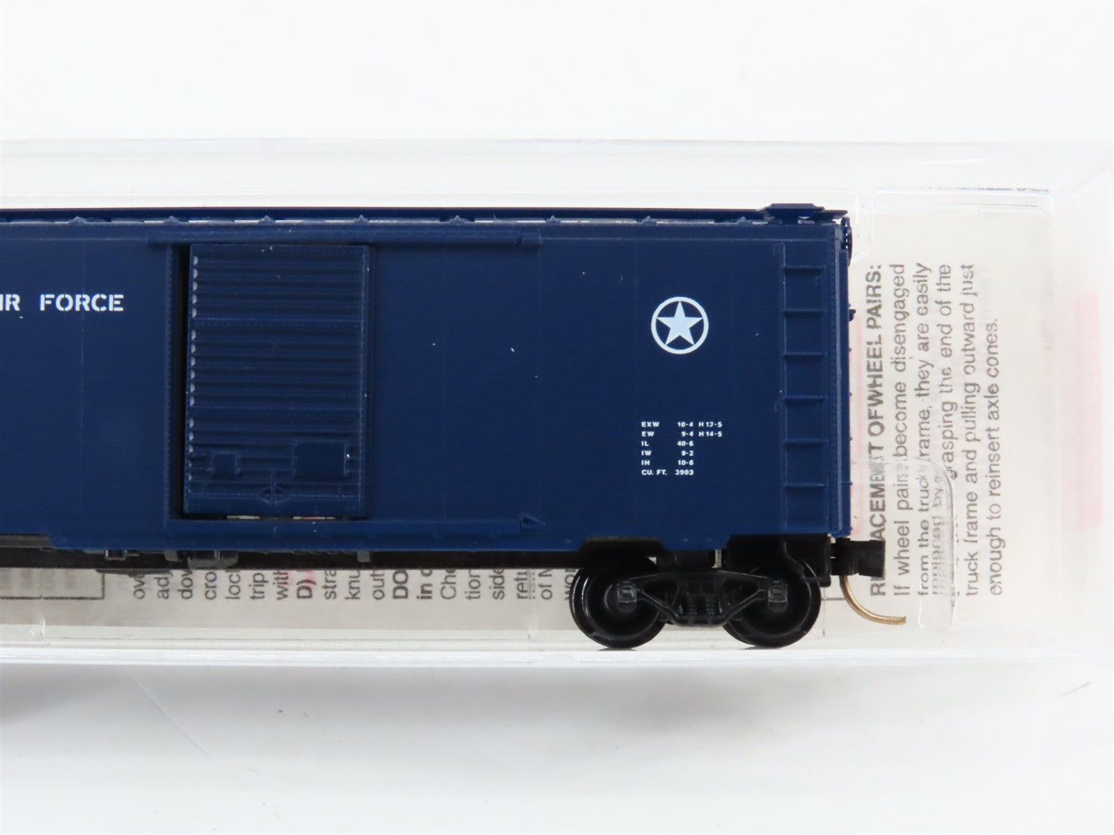 N Scale Micro-Trains MTL 20446 DAFX United States Air Force 40' Box Car 26477