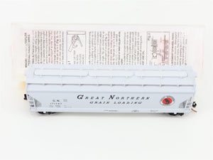 N Scale Micro-Trains MTL 94160 GN Great Northern 3-Bay Covered Hopper 171747