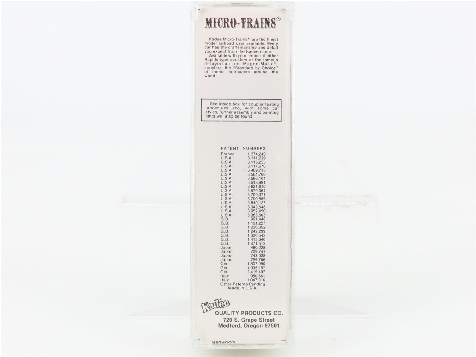 N Scale Micro-Trains MTL 21120 CN Canadian National 40' Box Car 290105
