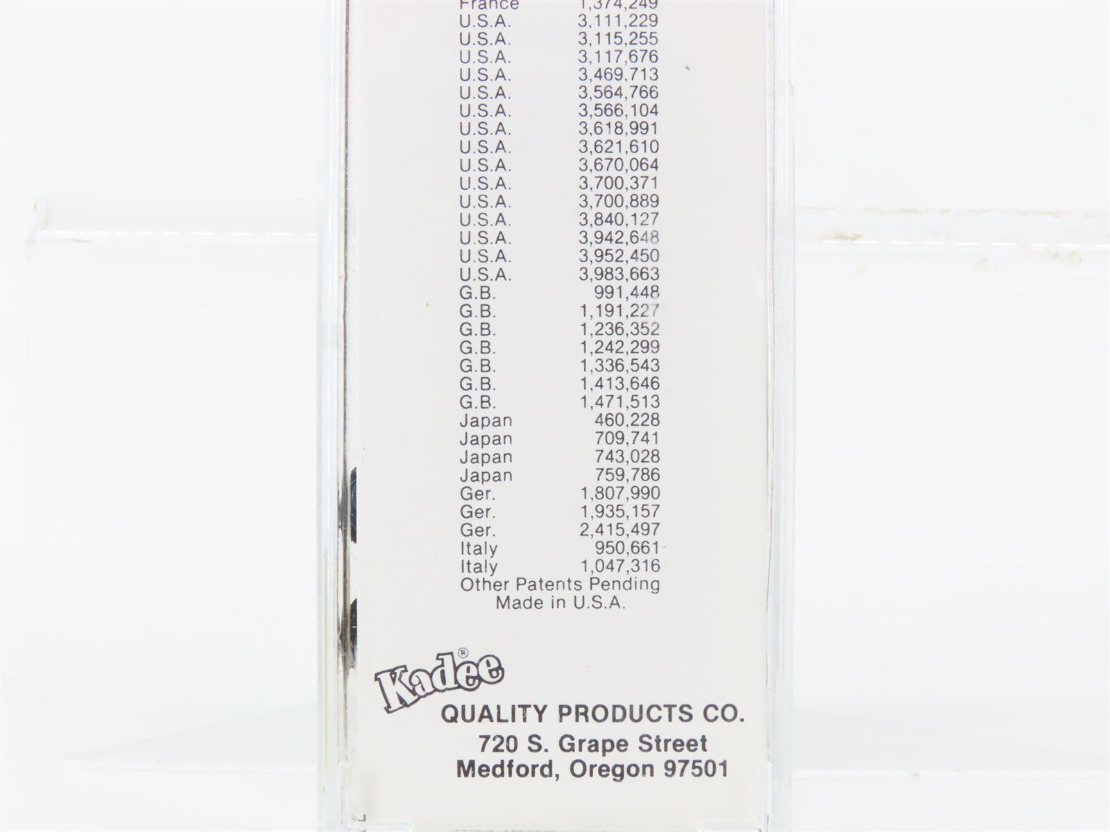 N Scale Micro-Trains MTL 32160 SP Southern Pacific 50' Plug Door Box Car 672943