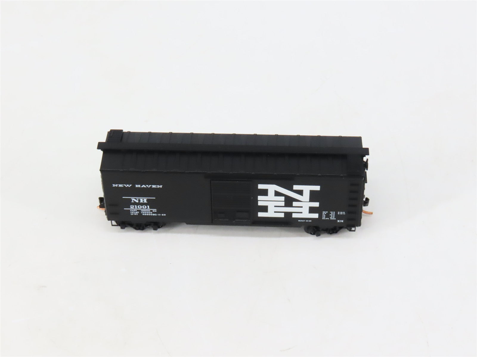 N Scale Micro-Trains MTL 20686 NH New Haven 40' Box Car 21991