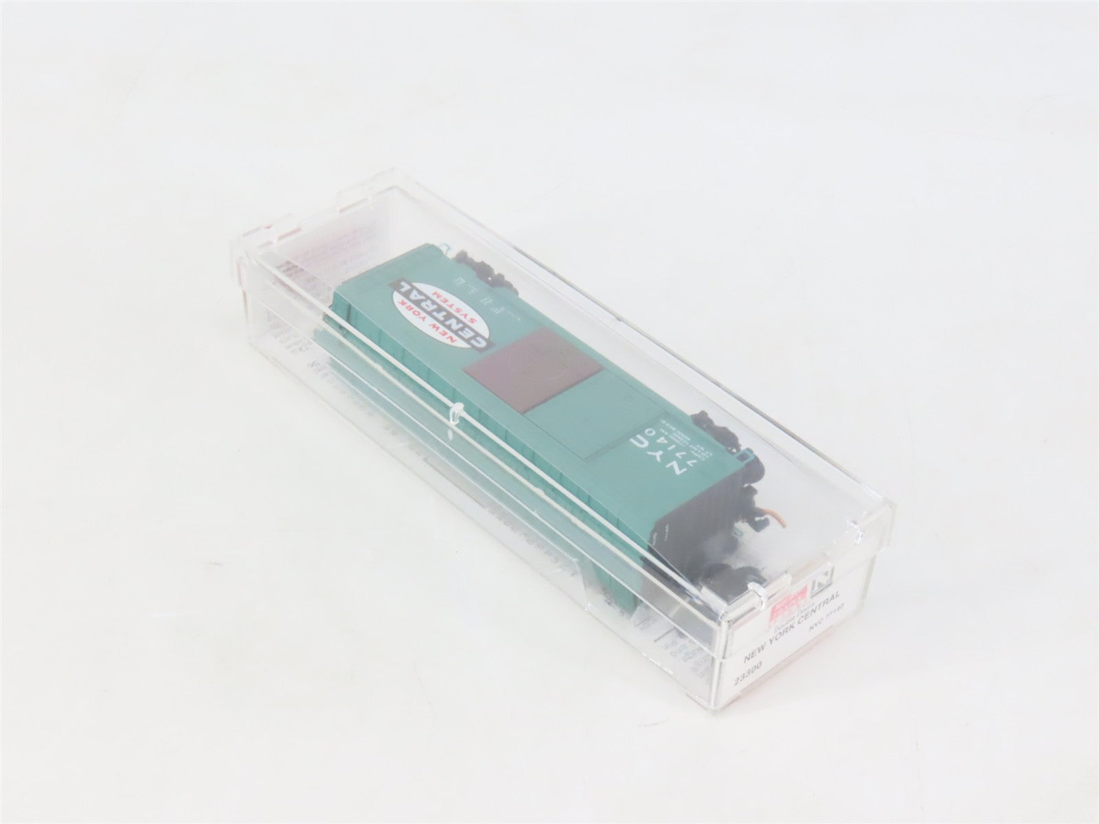 N Scale Micro-Trains MTL 23300 NYC New York Central 40' Box Car 77140