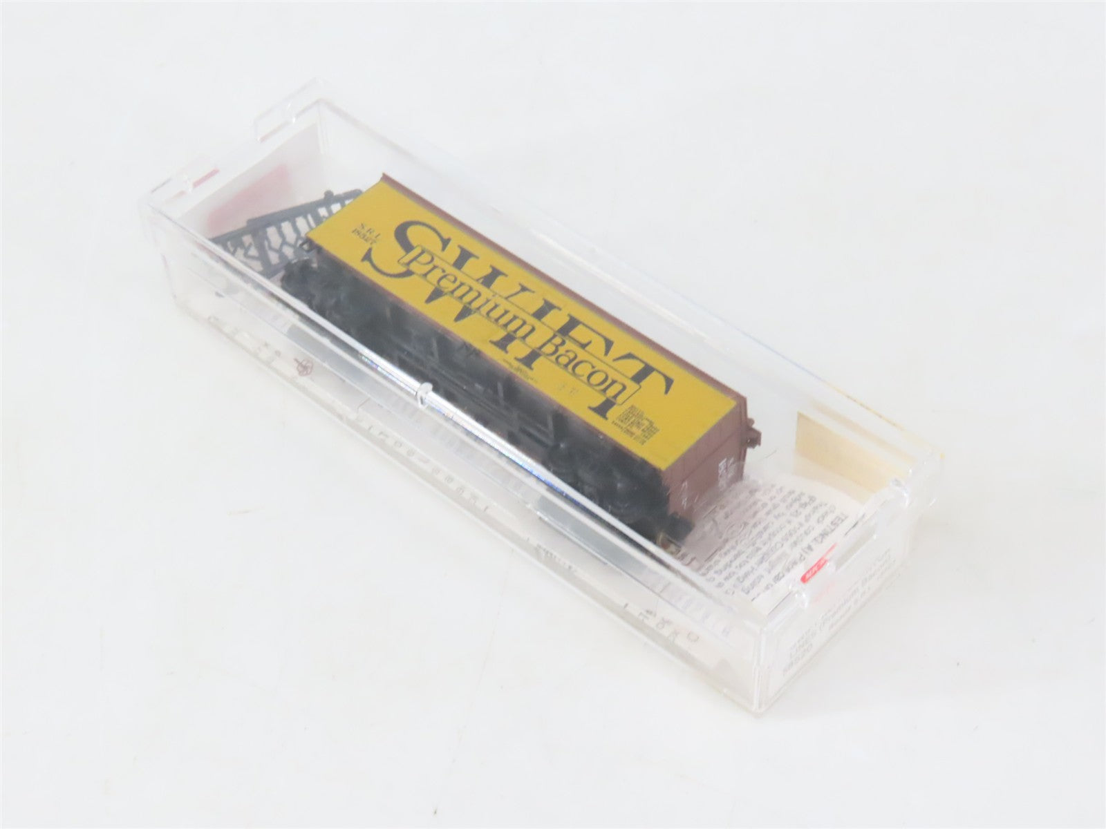 N Scale Micro-Trains MTL 58520 S.R.L. Swift Refrigerator Lines 36' Reefer 18527