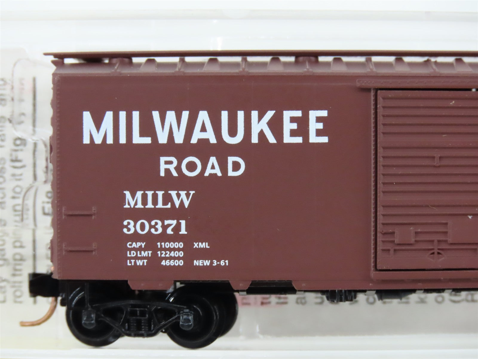N Scale Micro-Trains MTL 20526 MILW Milwaukee Road 40' Standard Box Car 30371
