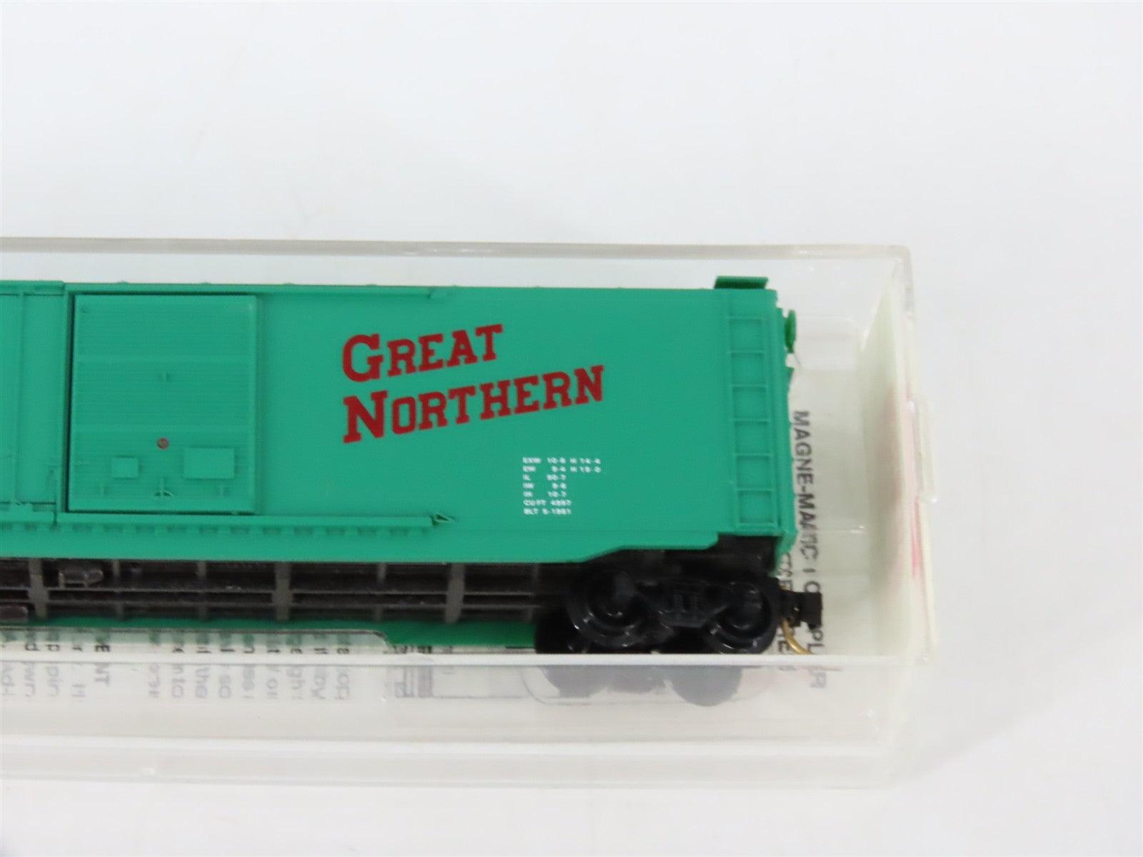 N Scale Micro-Trains MTL 33120 GN Great Northern 50' Box Car 36263