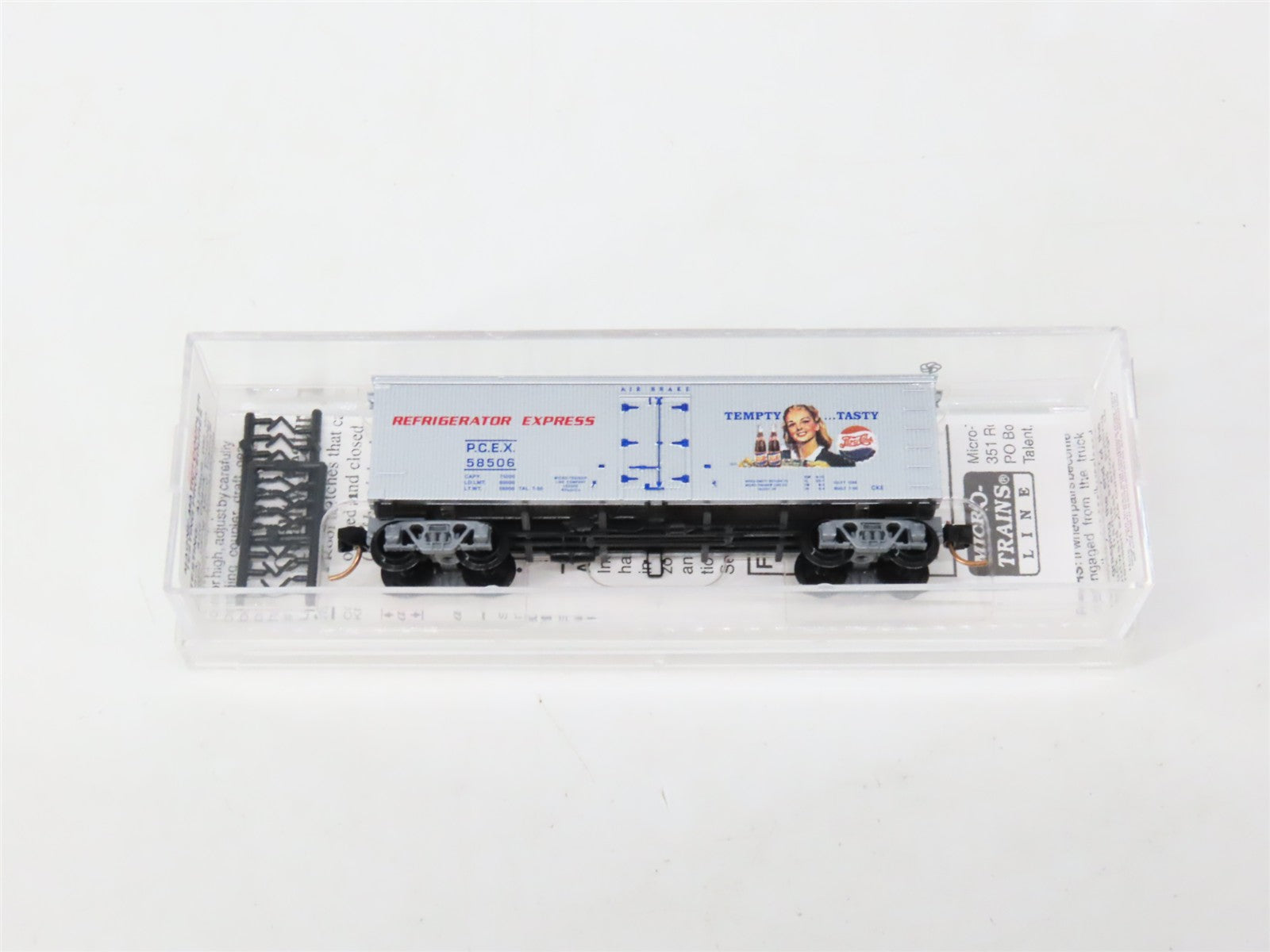 N Scale Micro-Trains MTL 58560 PCEX Pepsi-Cola 36' Reefer 58506