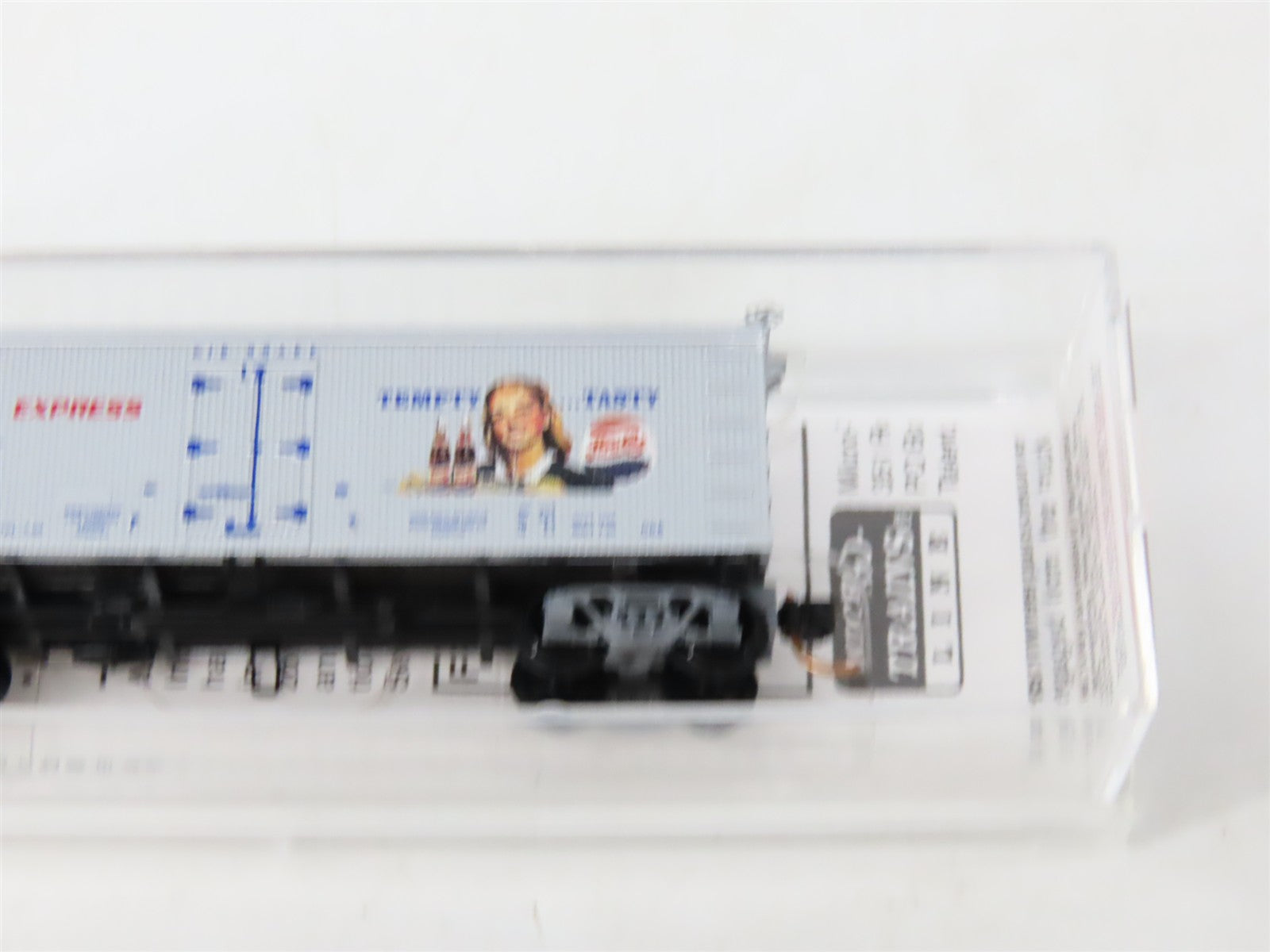 N Scale Micro-Trains MTL 58560 PCEX Pepsi-Cola 36' Reefer 58506