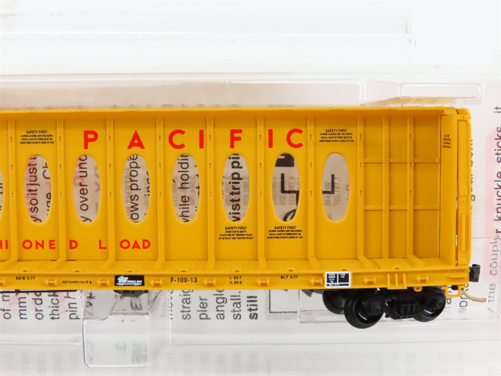 N Micro-Trains MTL 53030 UP Union Pacific Centerbeam Bulkhead Flat Car #217009