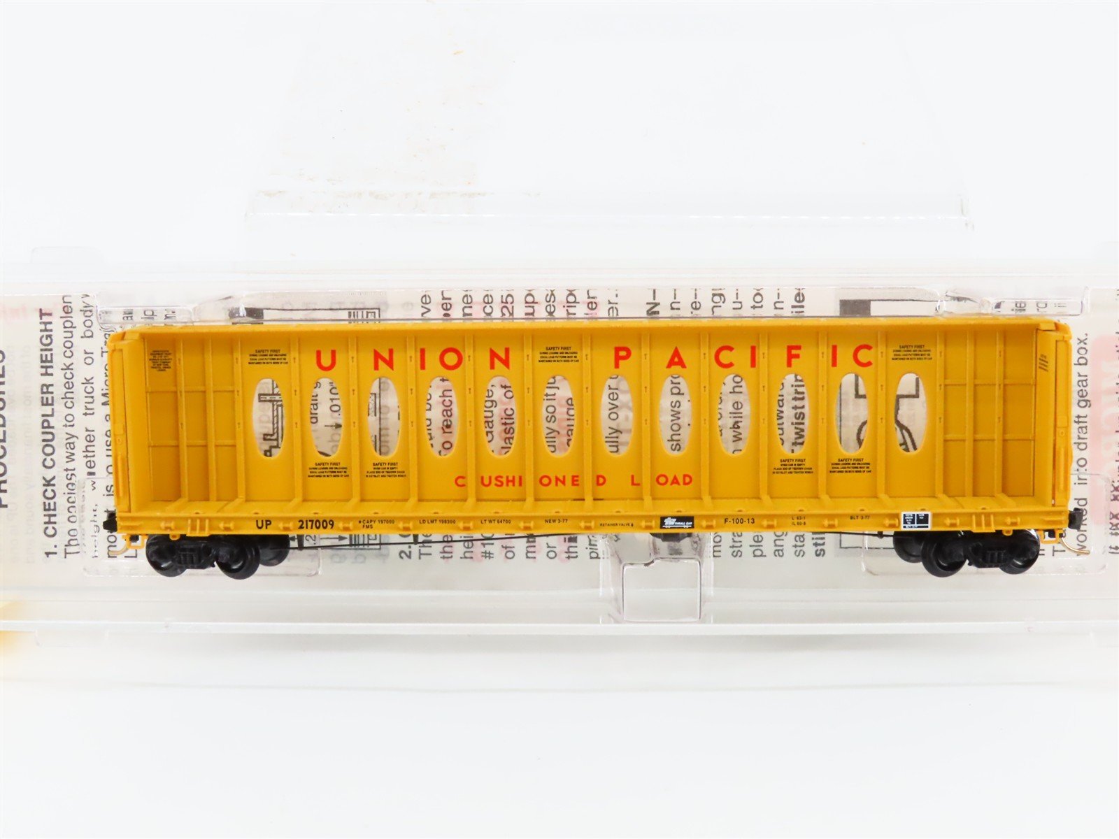 N Micro-Trains MTL 53030 UP Union Pacific Centerbeam Bulkhead Flat Car #217009