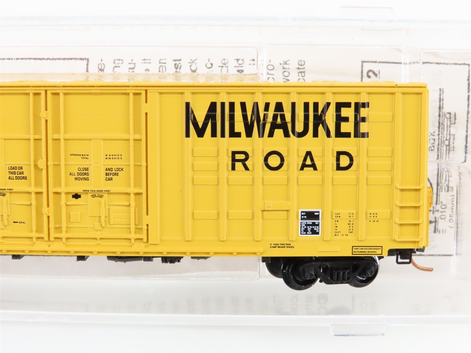 N Micro-Trains MTL 103040 MILW Milwaukee Road 60' Excess Height Box Car #4295