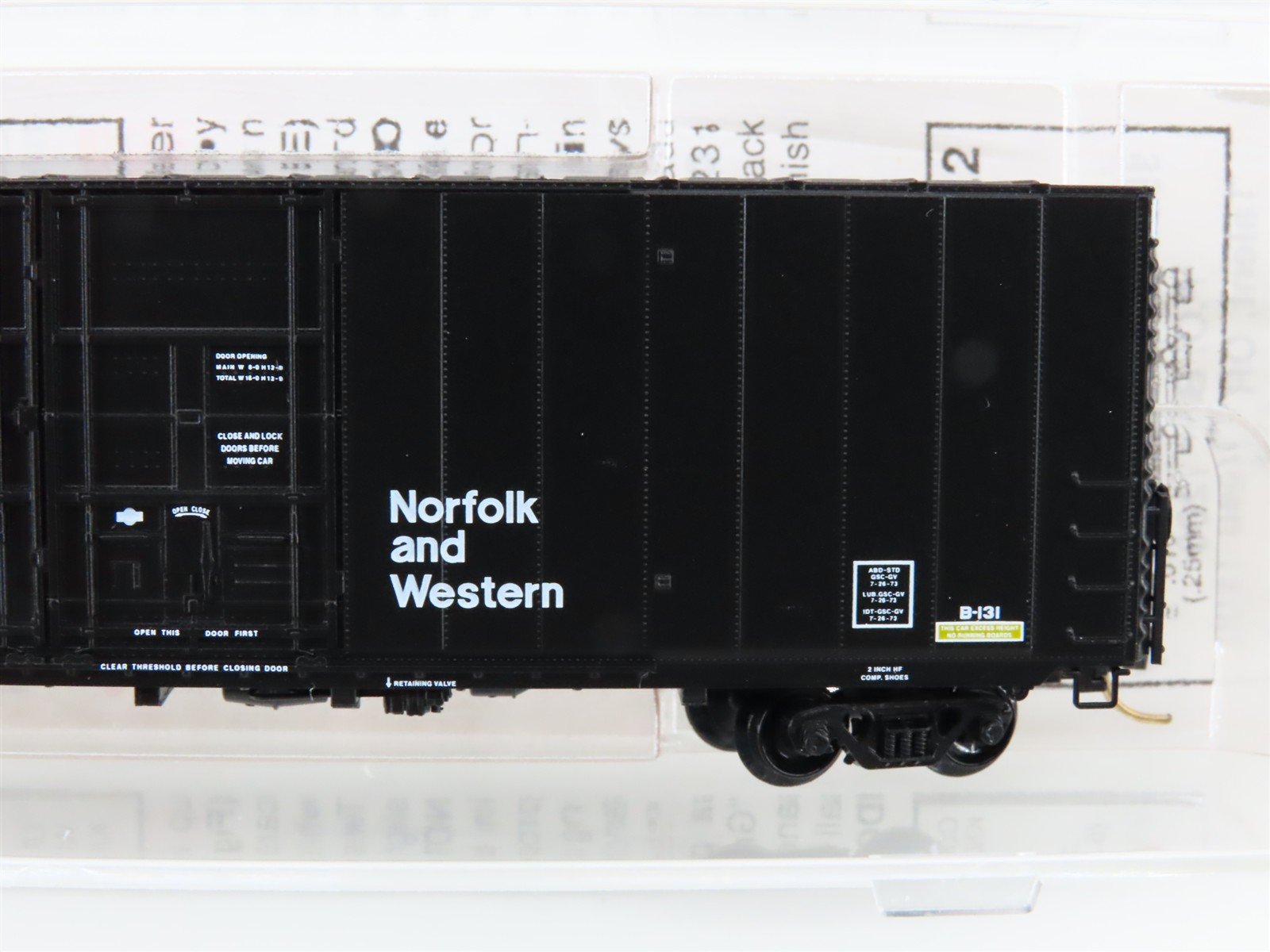 N Micro-Trains MTL 102040 NW Norfolk & Western 60' Excess Height Box Car #605000