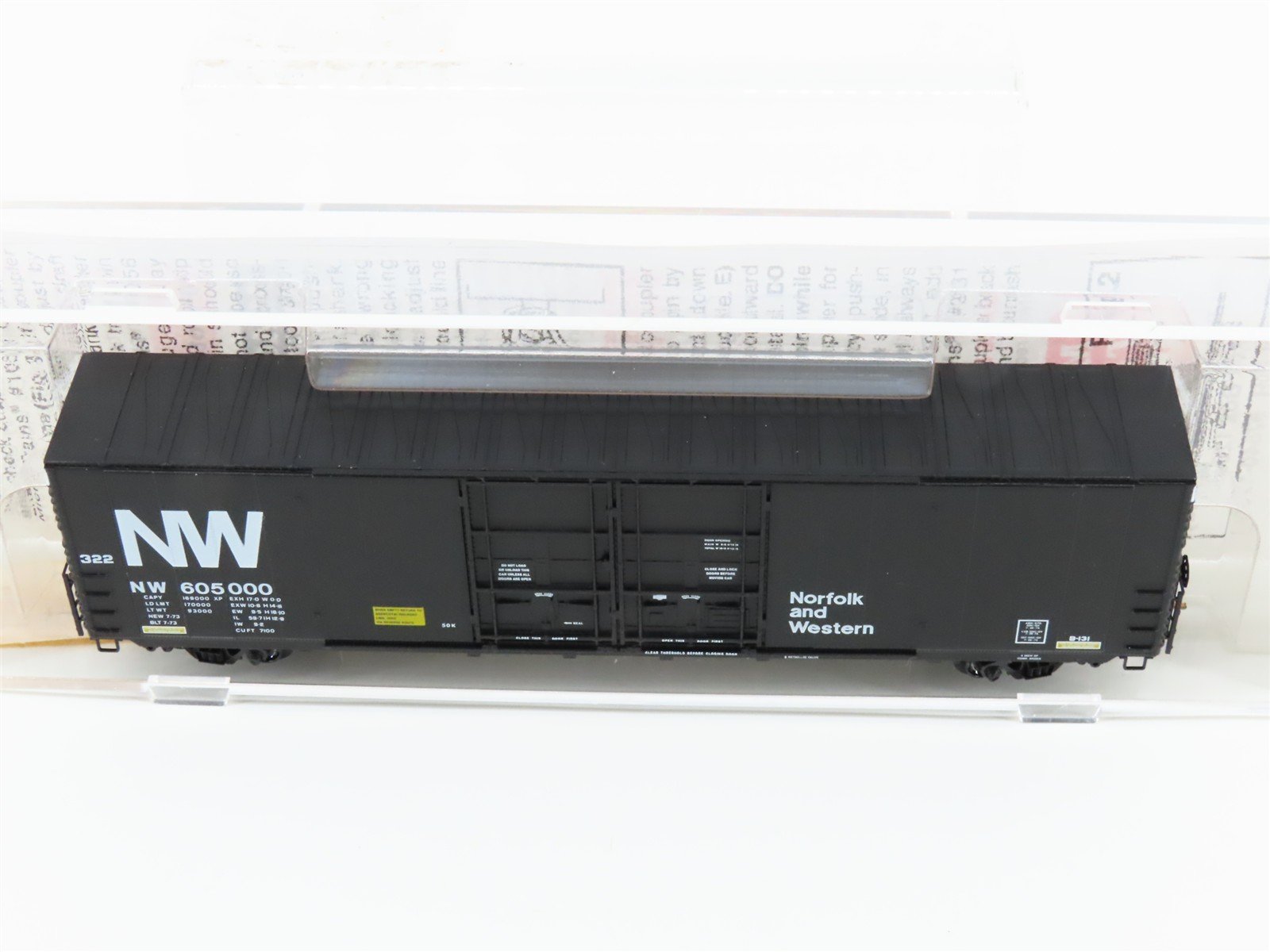 N Micro-Trains MTL 102040 NW Norfolk & Western 60' Excess Height Box Car #605000