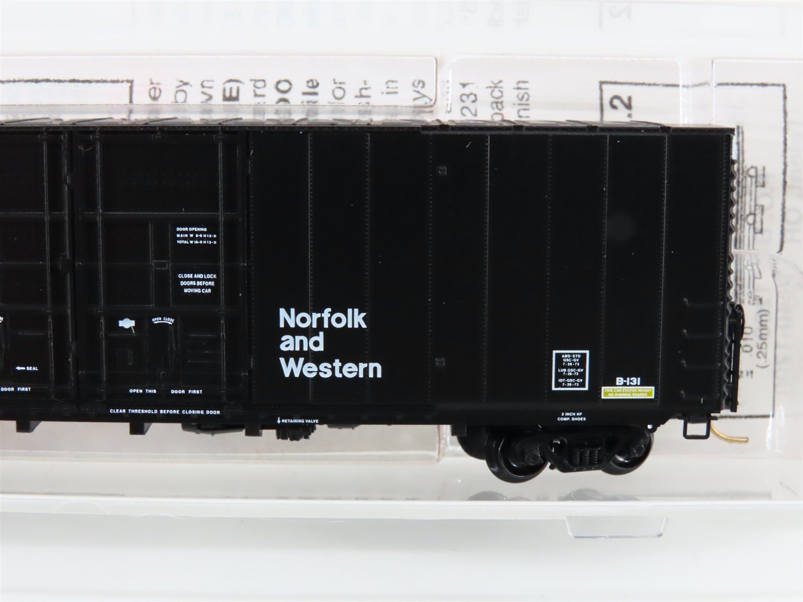 N Micro-Trains MTL 102040 NW Norfolk & Western 60' Excess Height Box Car #605000