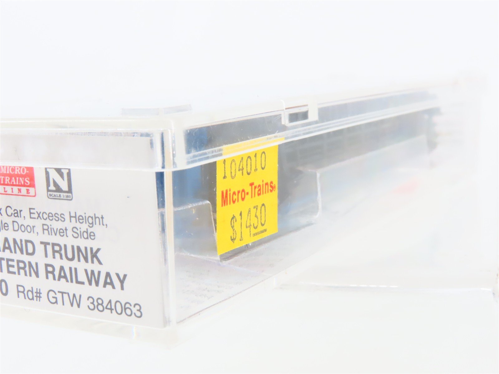 N Scale Micro-Trains MTL 104010 GTW 60' Excess Height Box Car #384063
