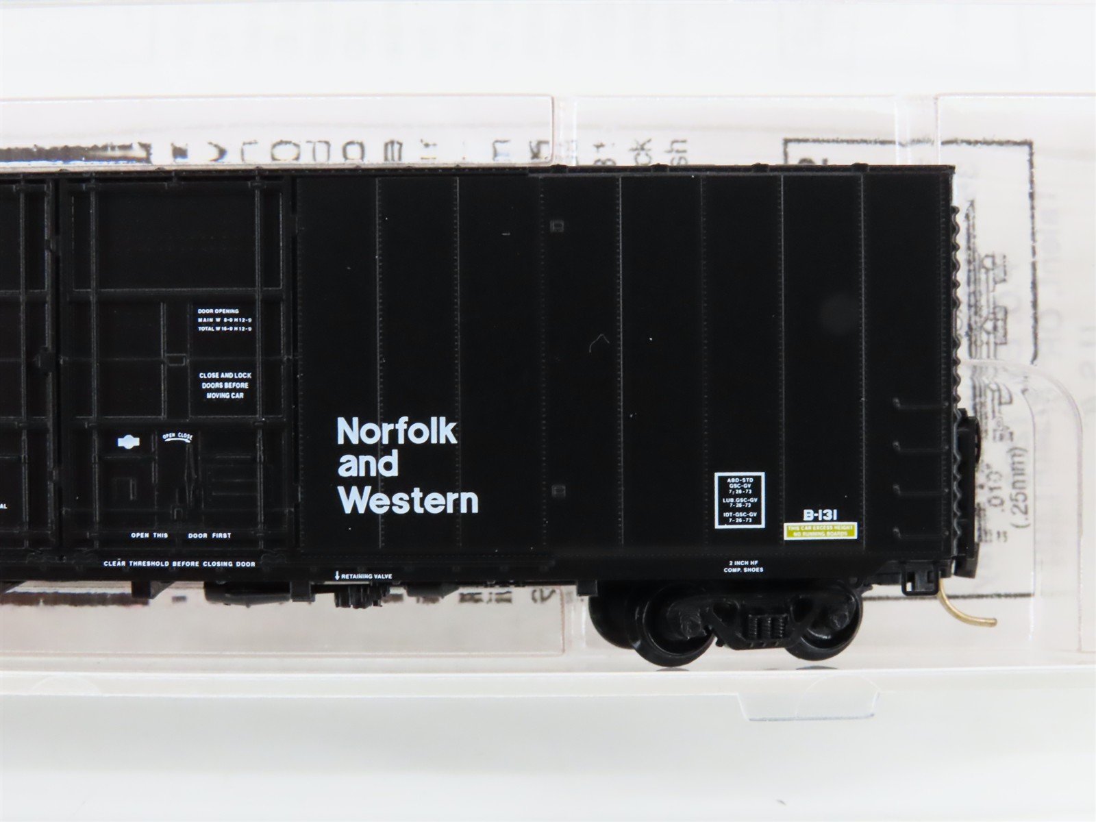 N Micro-Trains MTL 102040 NW Norfolk & Western 60' Excess Height Box Car #605000