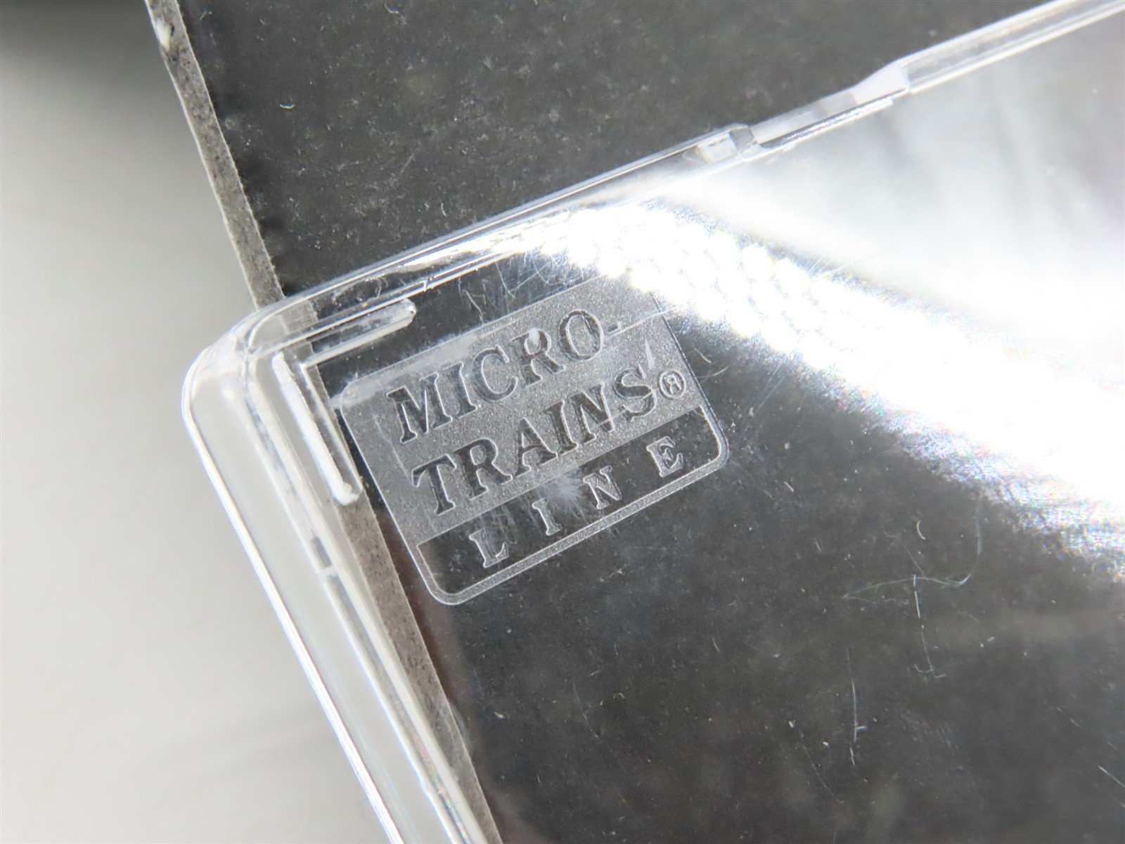 N Scale Micro-Trains MTL 110010 ACFX 56' General Service Tank Car #87281
