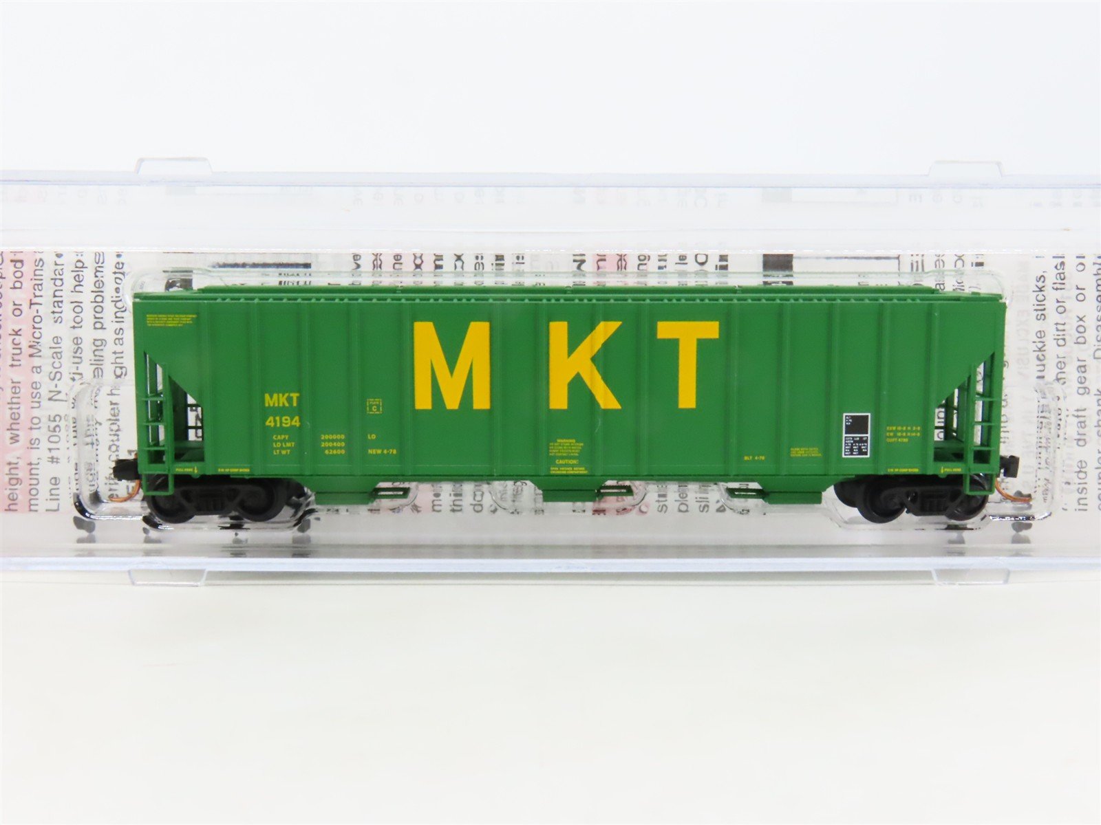 N Micro-Trains MTL 09900011 MKT Missouri Kansas Texas 3-Bay Covered Hopper #4194