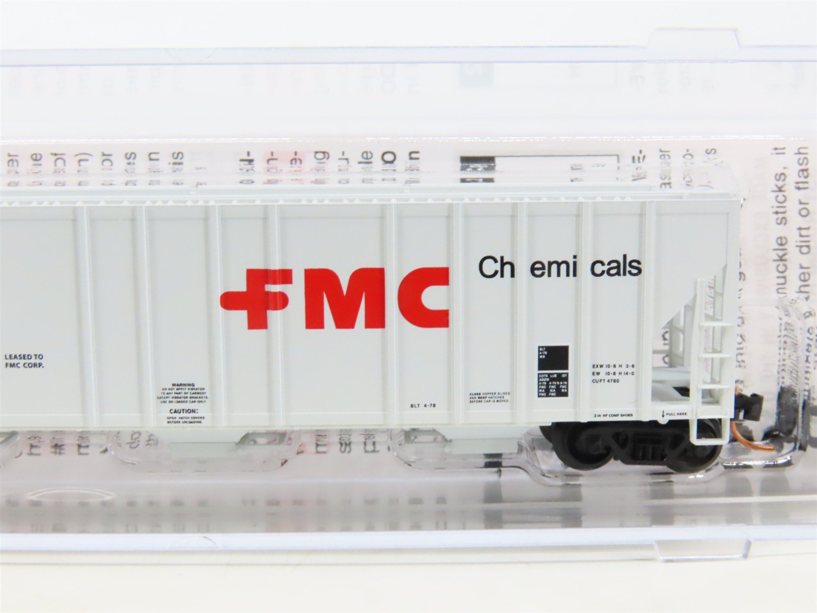 N Scale Micro-Trains MTL 09900030 USLX FMC Chemicals 3-Bay Covered Hopper #20110