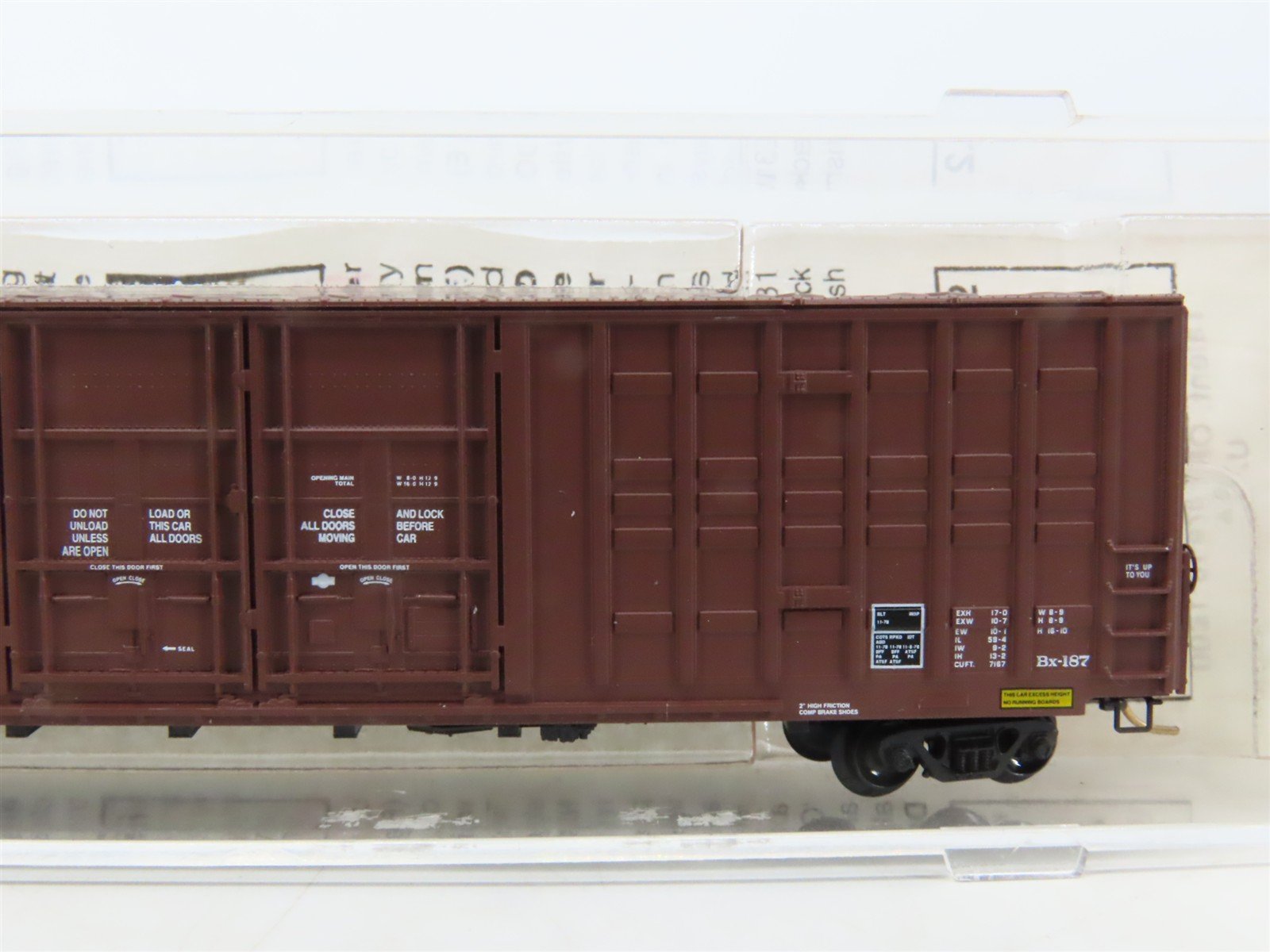 N Scale Micro-Trains MTL 103030 ATSF Santa Fe 60' Excess Height Box Car #37575