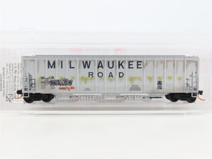 N Scale Micro-Trains MTL 09944050 MILW 3-Bay Covered Hopper #98762 w/ Graffiti
