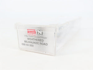 N Scale Micro-Trains MTL 09944050 MILW 3-Bay Covered Hopper #98762 w/ Graffiti