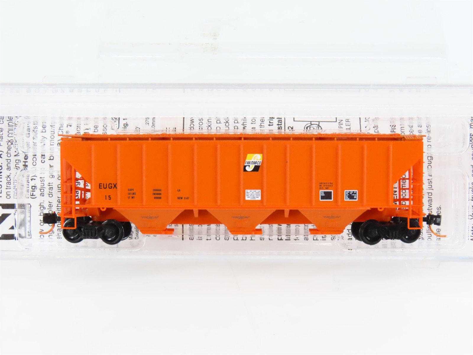 N Scale Micro-Trains 09600090 EUGX FAR-MAR-CO 3-Bay Covered Hopper 15 RTR