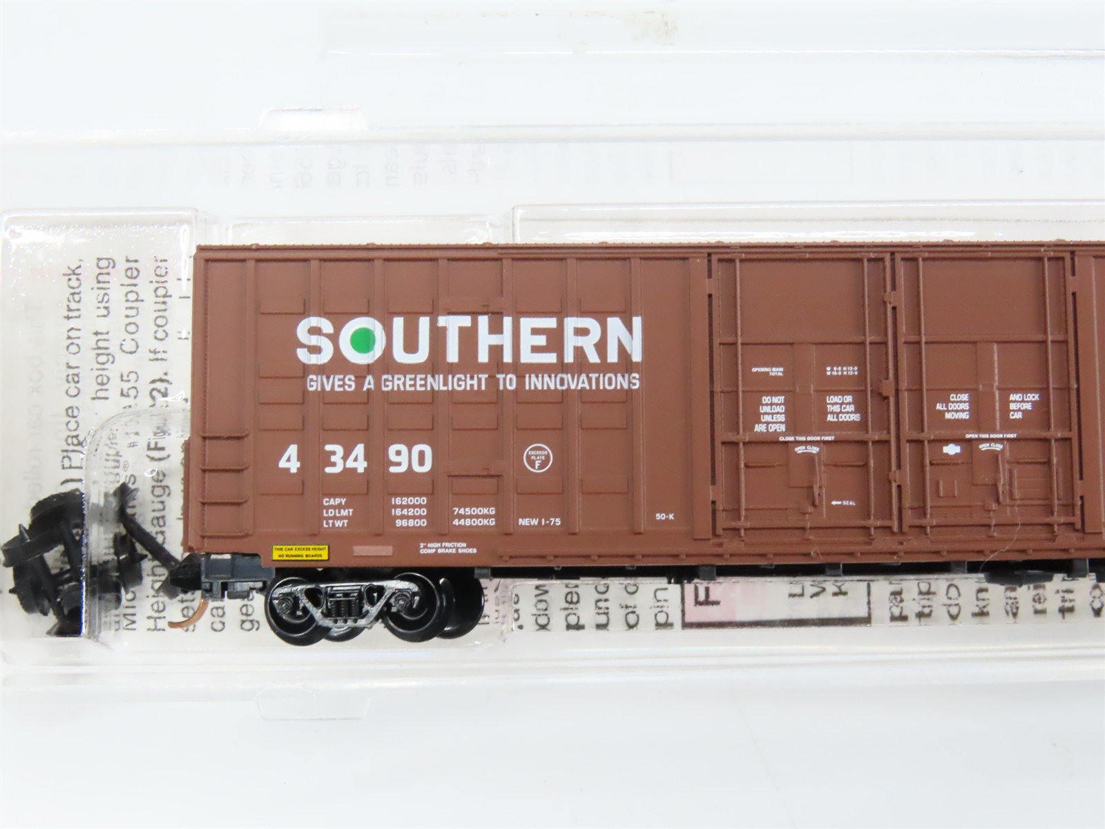 N Scale Micro-Trains 103080 SOU Southern Railway 60' Box Car 43490 RTR