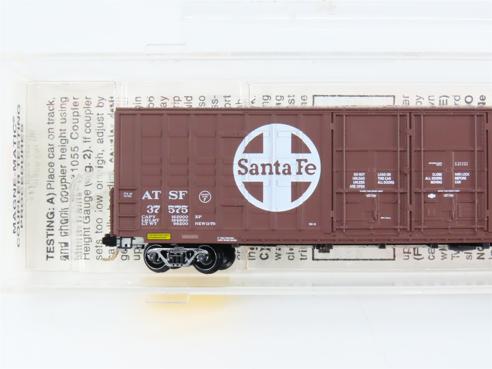 N Scale Micro-Trains 103030 ATSF Atchison, Topeka & Santa Fe 60' Box Car RTR