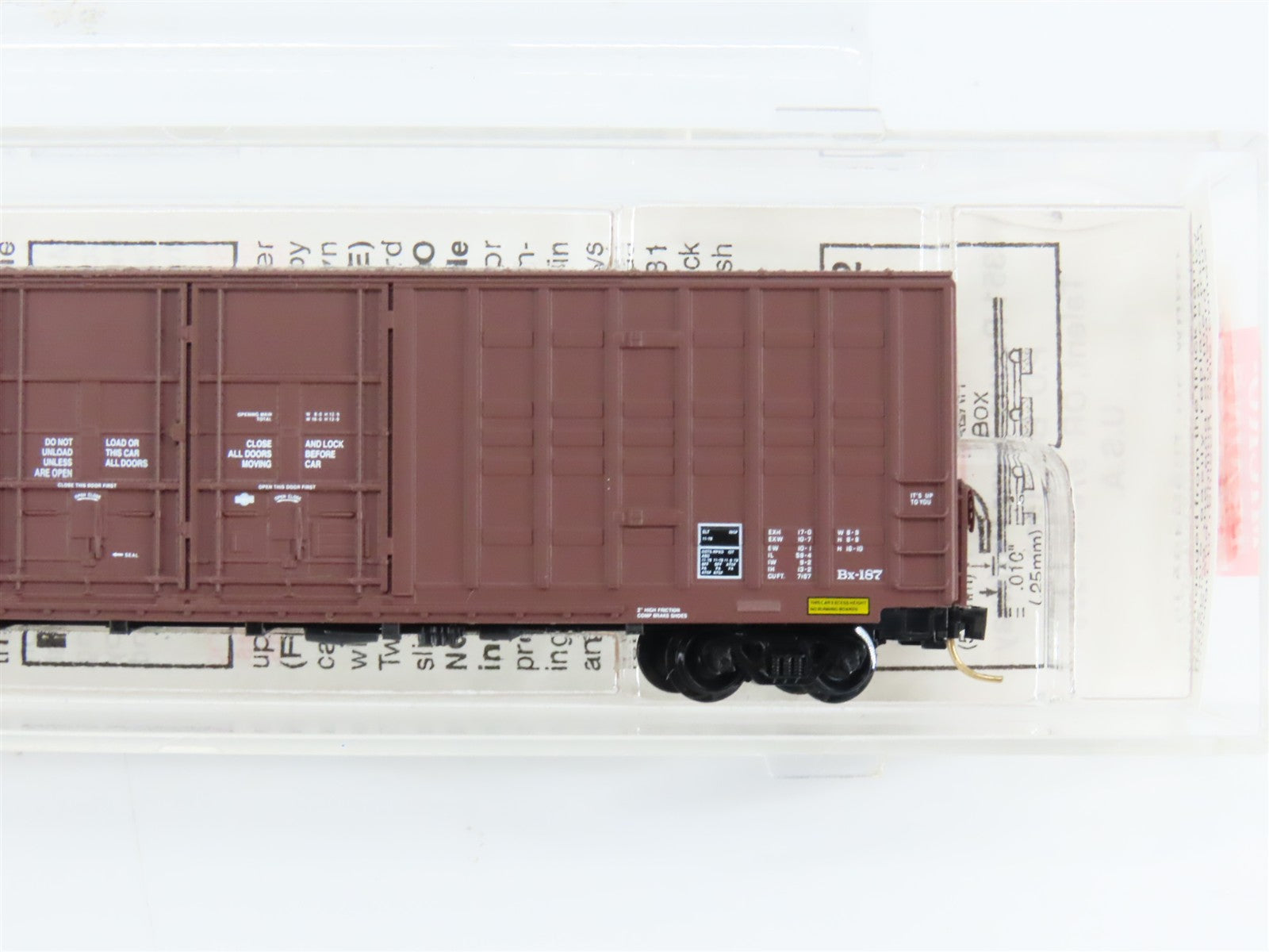 N Scale Micro-Trains 103030 ATSF Atchison, Topeka & Santa Fe 60' Box Car RTR
