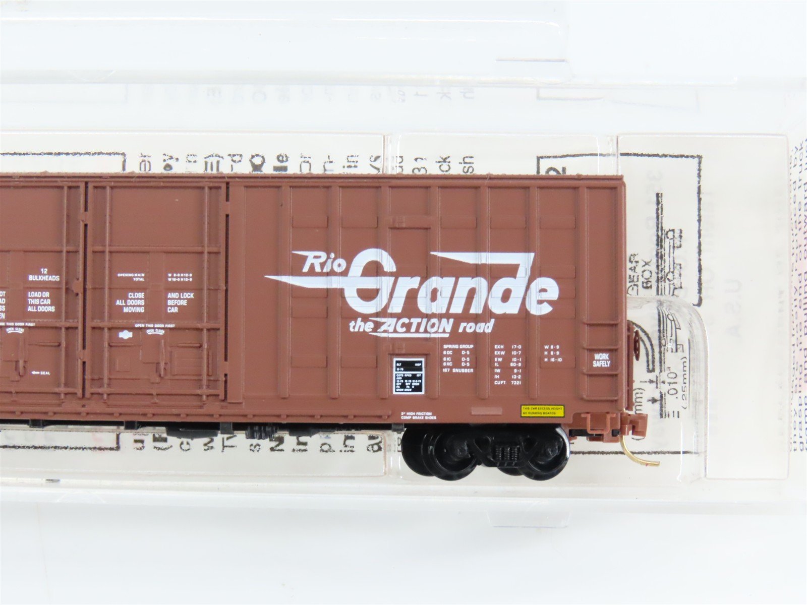 N Scale Micro-Trains 103010 D&RGW Denver & Rio Grande Western 60' Box Car RTR