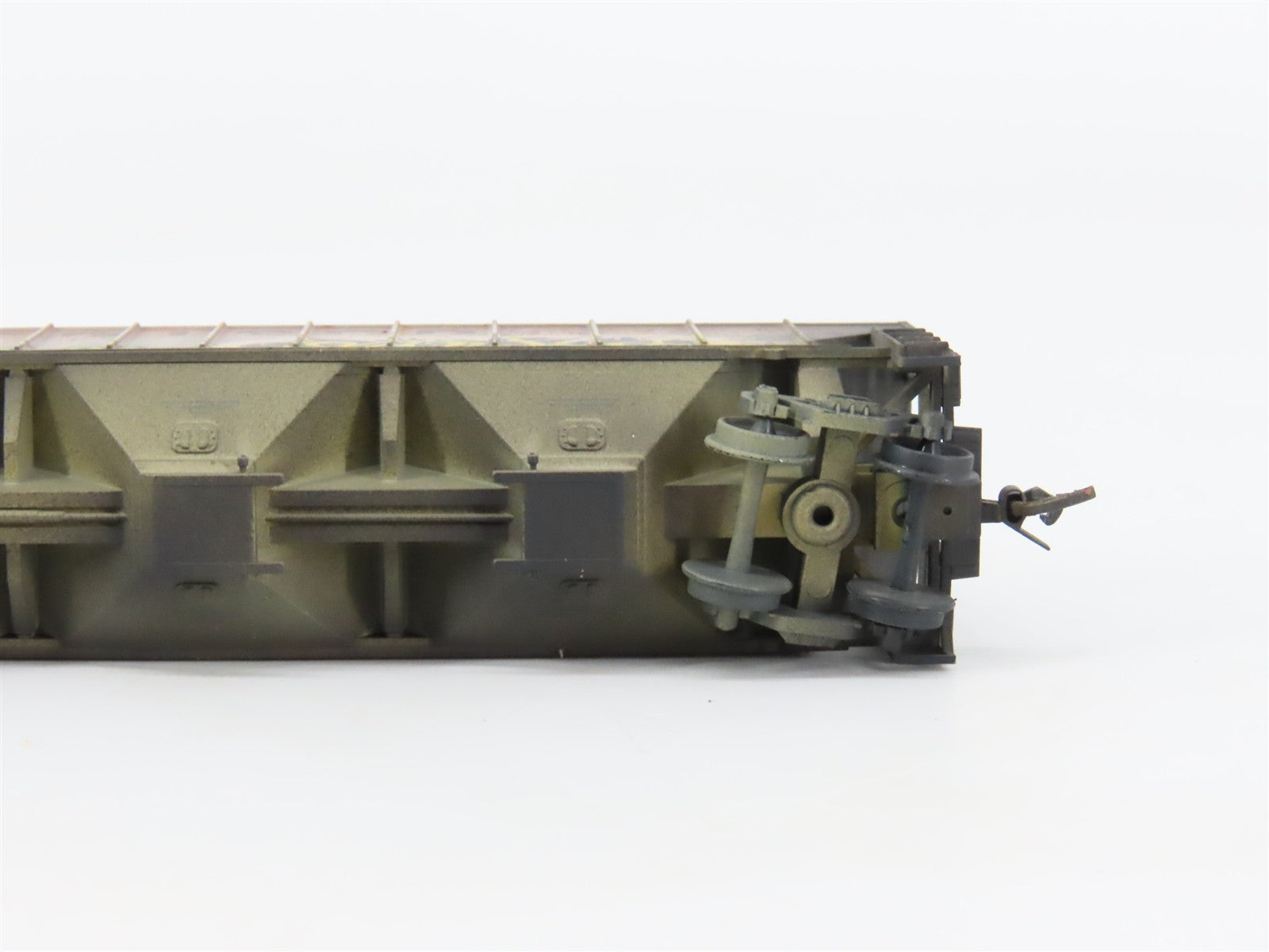 N Scale Micro-Trains 09644110 SLSF St. Louis-San Francisco Hopper 72492 RTR