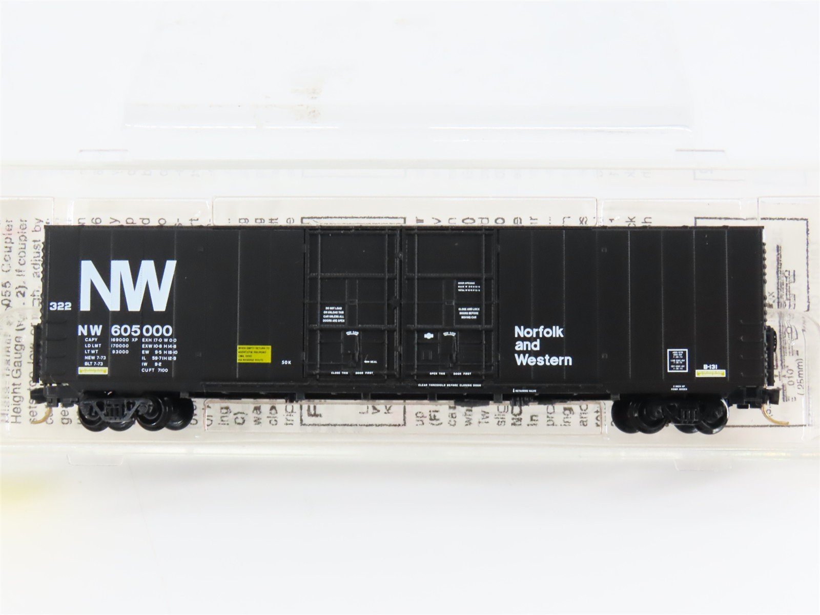 N Scale Micro-Trains 102040 NW Norfolk & Western 60' Box Car 605000 RTR