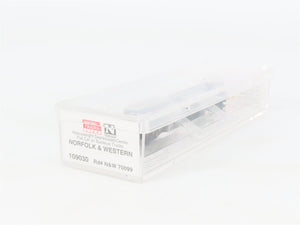 N Scale Micro-Trains 109030 NW Norfolk & Western 53' Flat Car 70099 RTR