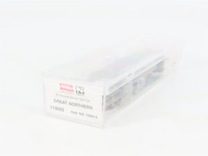N Scale Micro-Trains 110050 GN Great Northern 56' General Service Tank Car RTR