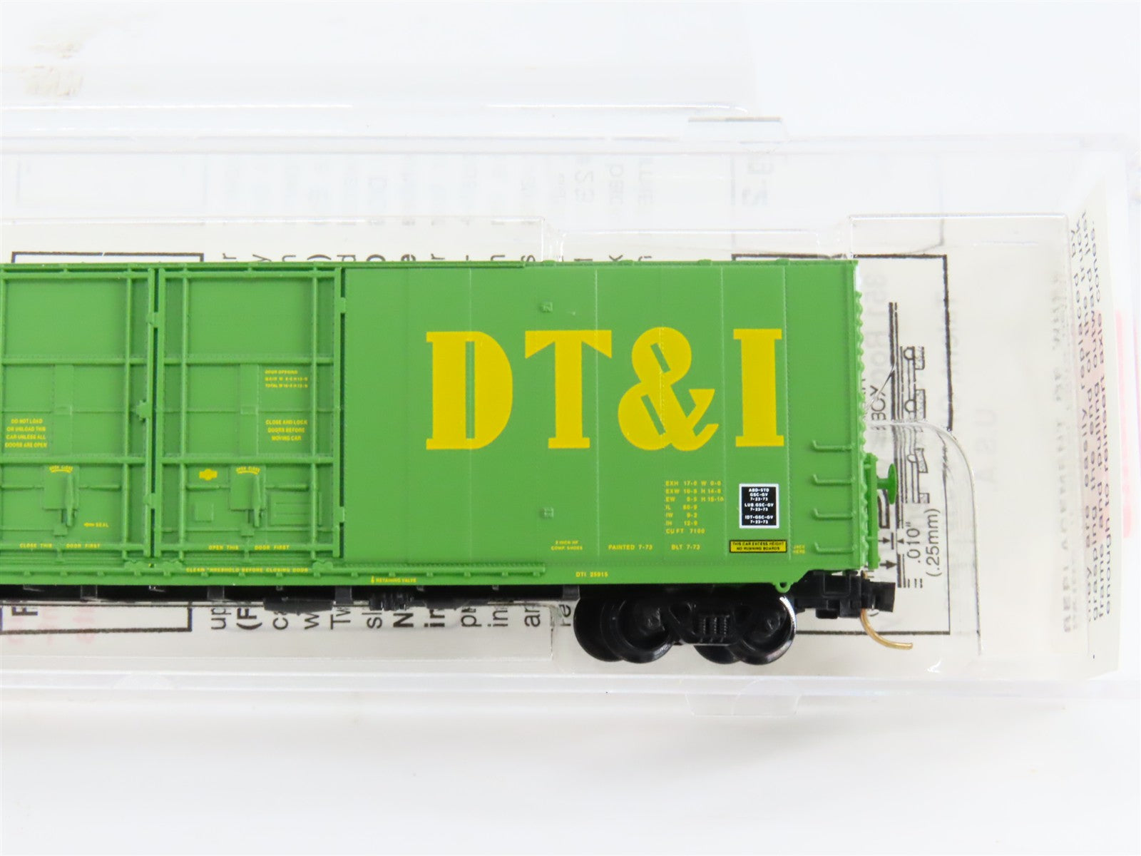 N Scale Micro-Trains 102010 DTI Detroit, Toledo & Ironton 60' Box Car 25915 RTR
