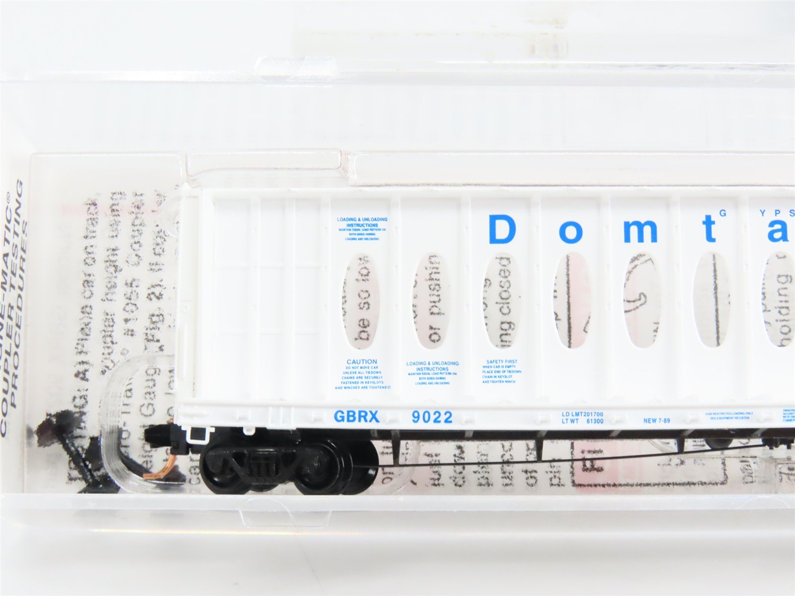 N Scale Micro-Trains 53510 GBRX Domtar Gypsum 60' Center Partition Flat Car RTR
