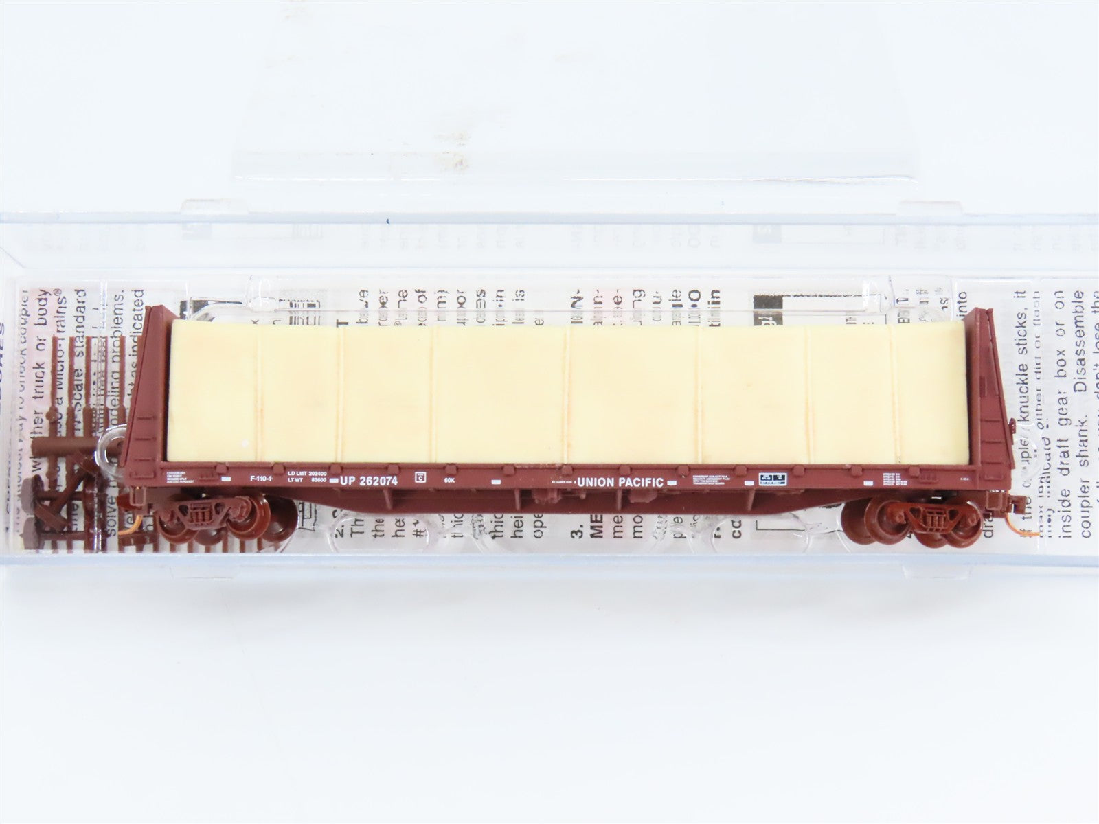 N Scale Micro-Trains 05400152 UP Union Pacific Bulkhead Flat Car 262074 RTR