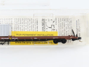 N Scale Micro-Trains 72223 TTAX Trailer Train 89' Flat Car w/ 40' Container RTR