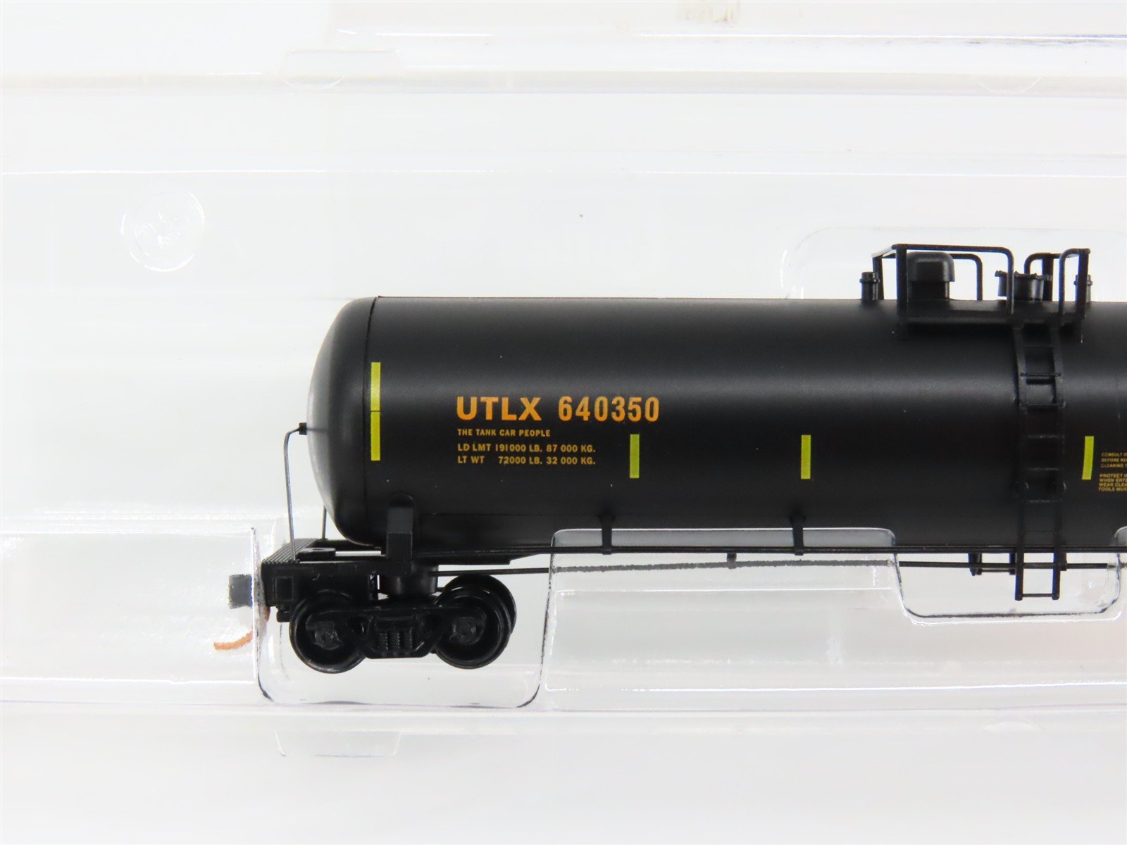 N Scale Micro-Trains UTLX Union Tank Car Tank Car 640350 RTR