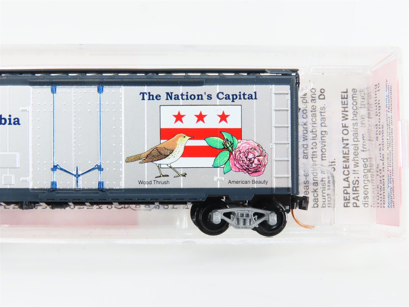 N Scale Micro-Trains 4-03 DC District of Columbia 40' Plug Door Box Car 1800 RTR