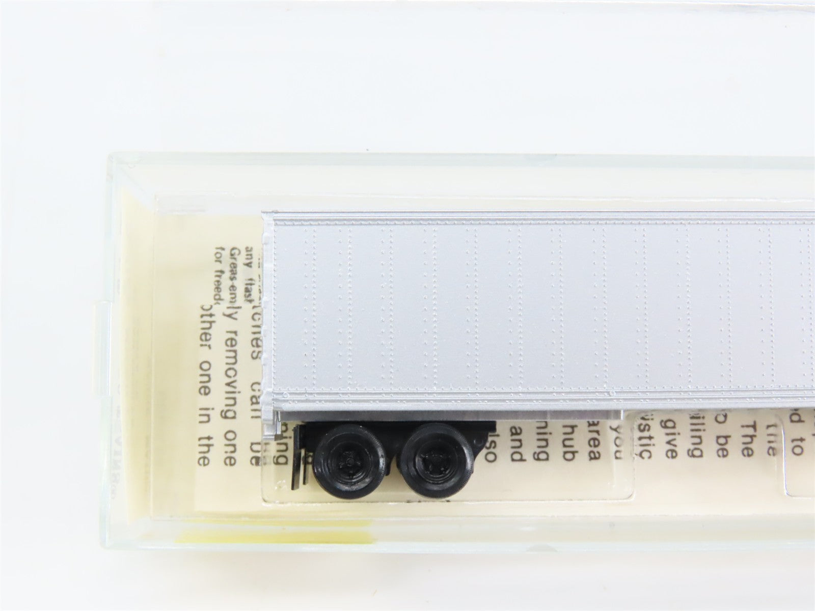 N Scale Micro-Trains 67010 ATSF Santa Fe 45' 45' Van Trailer 207158 RTR