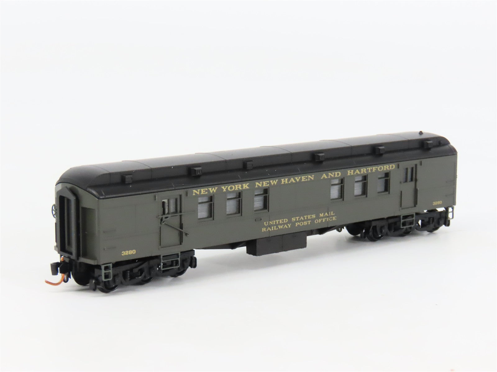N Scale Micro-Trains 14000020 NH New York, New Haven & Hartford RPO 3280 RTR