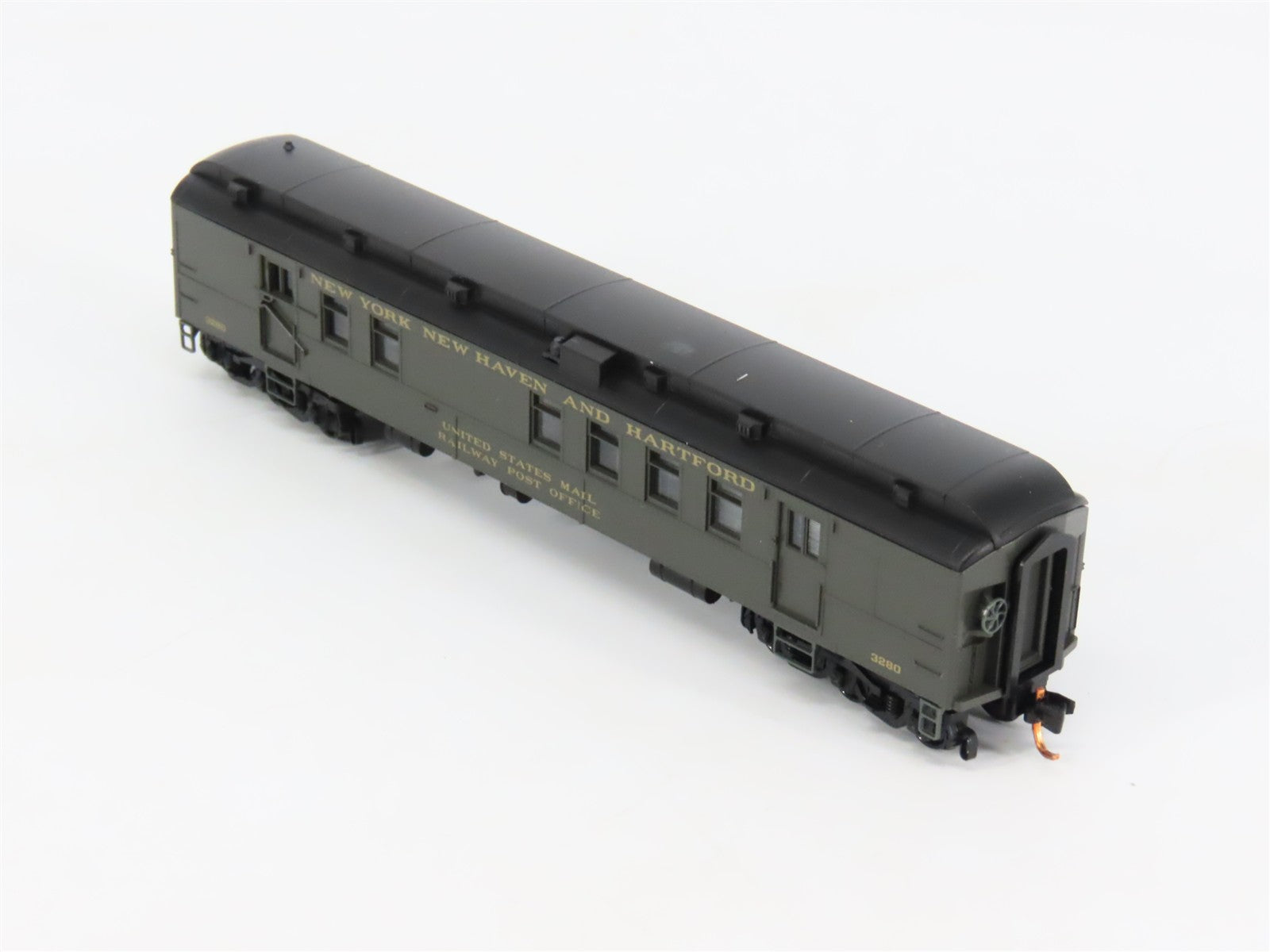 N Scale Micro-Trains 14000020 NH New York, New Haven & Hartford RPO 3280 RTR