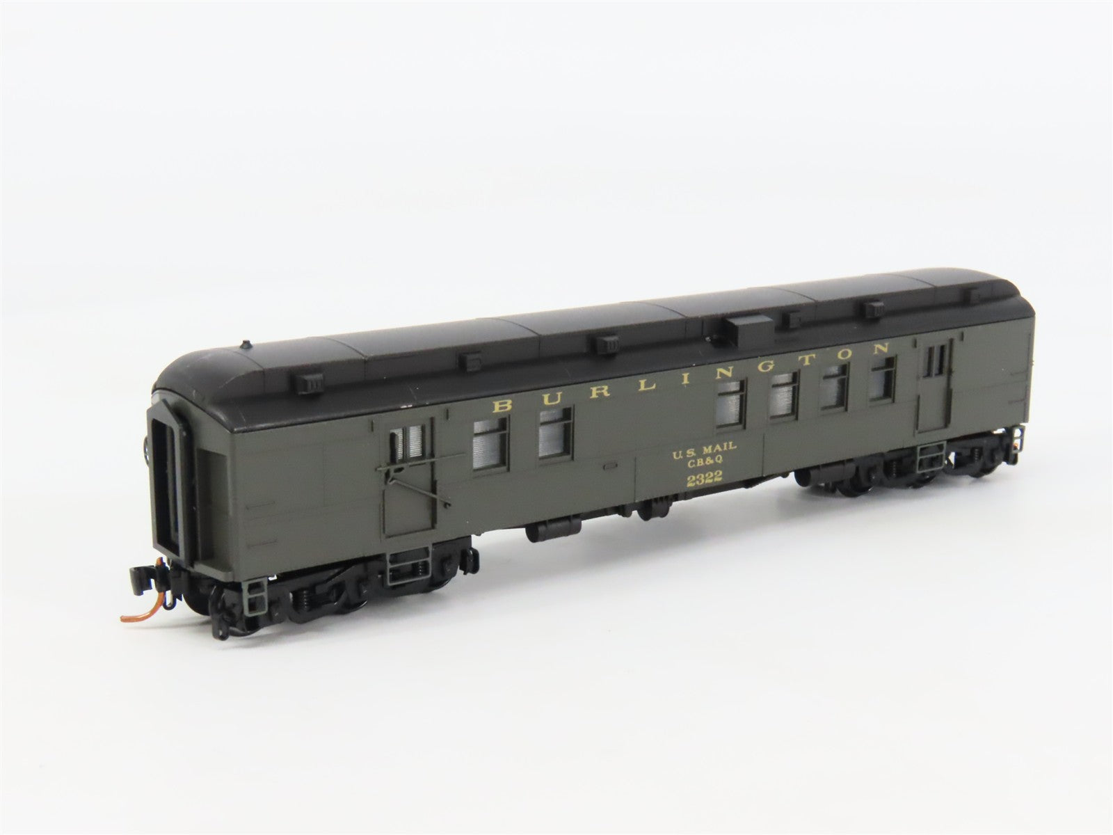 N Scale Micro-Trains 14000030 Burlington Railway Post Office Car RTR