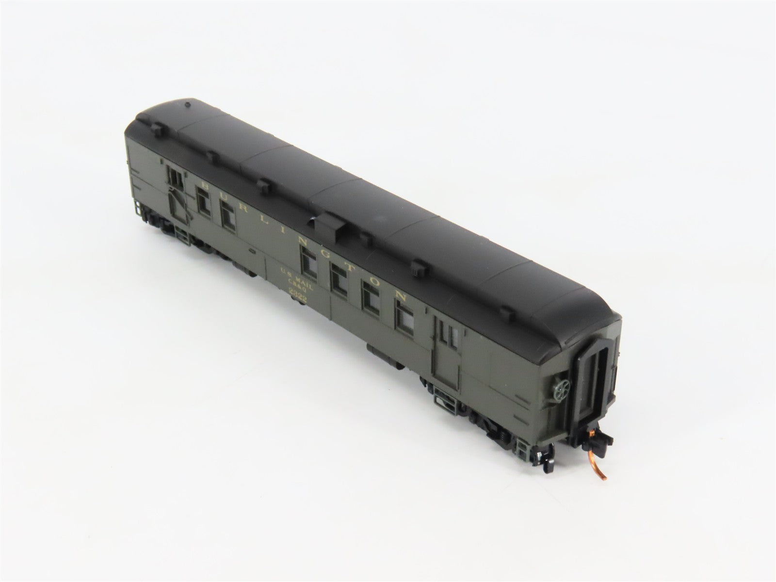N Scale Micro-Trains 14000030 Burlington Railway Post Office Car RTR