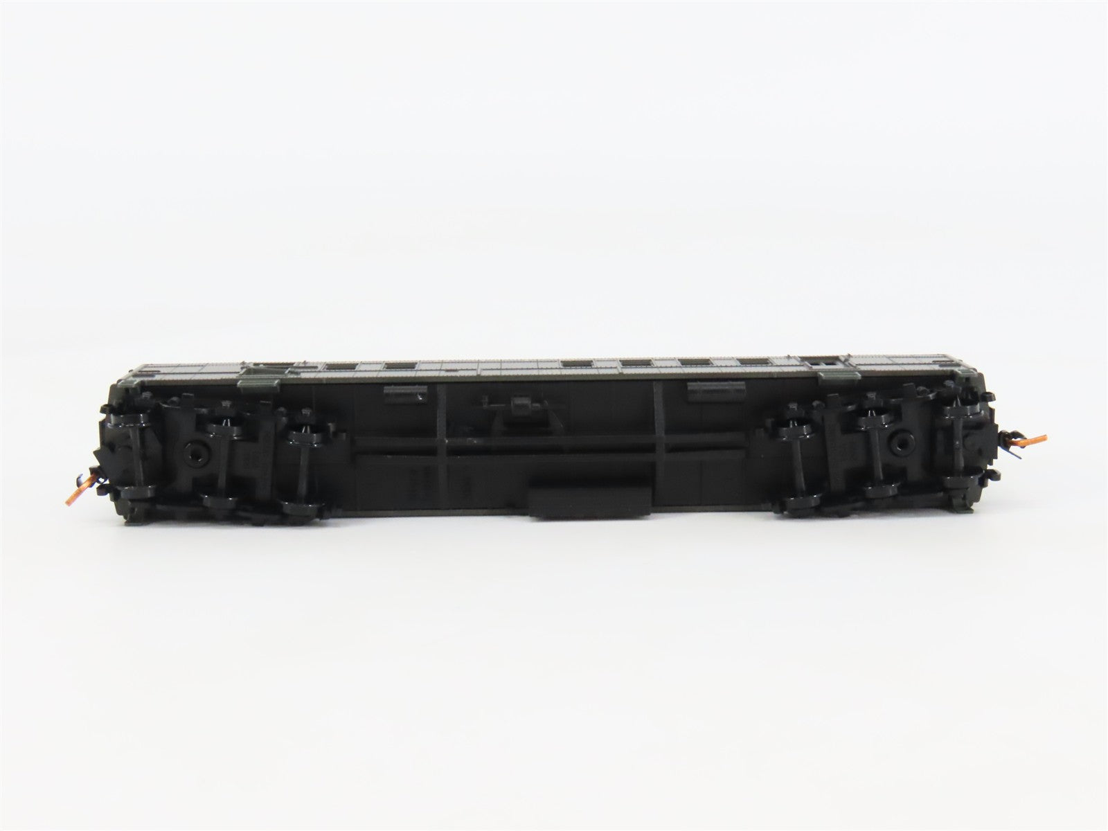 N Scale Micro-Trains 14000030 Burlington Railway Post Office Car RTR