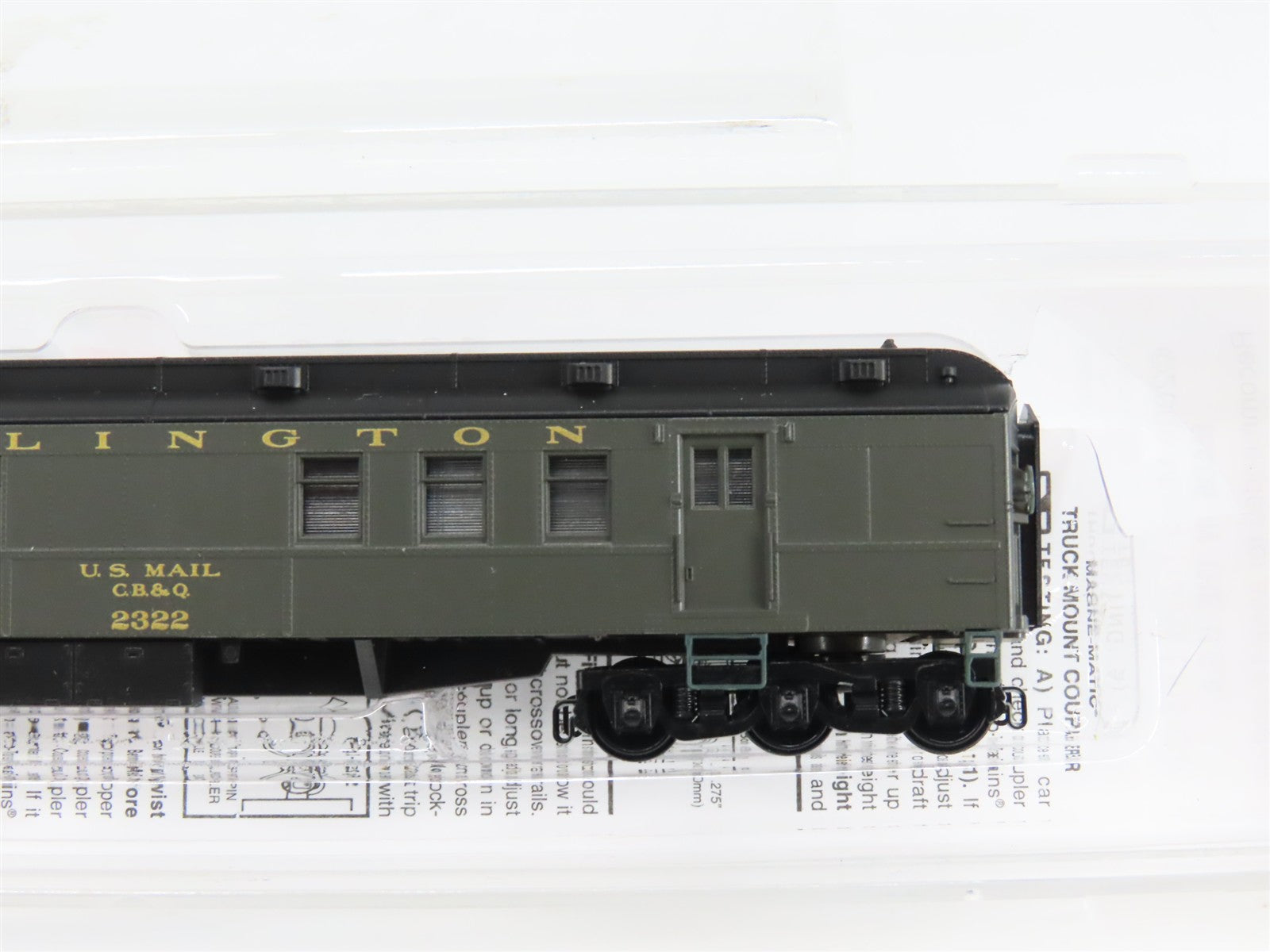N Scale Micro-Trains 14000030 CB&Q Burlington Railway Post Office Car 2322 RTR