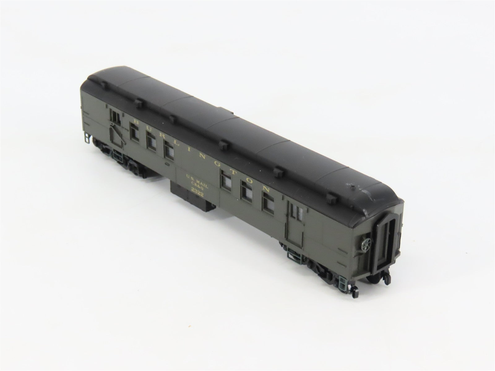 N Scale Micro-Trains 14000030 CB&Q Burlington Railway Post Office Car 2322 RTR