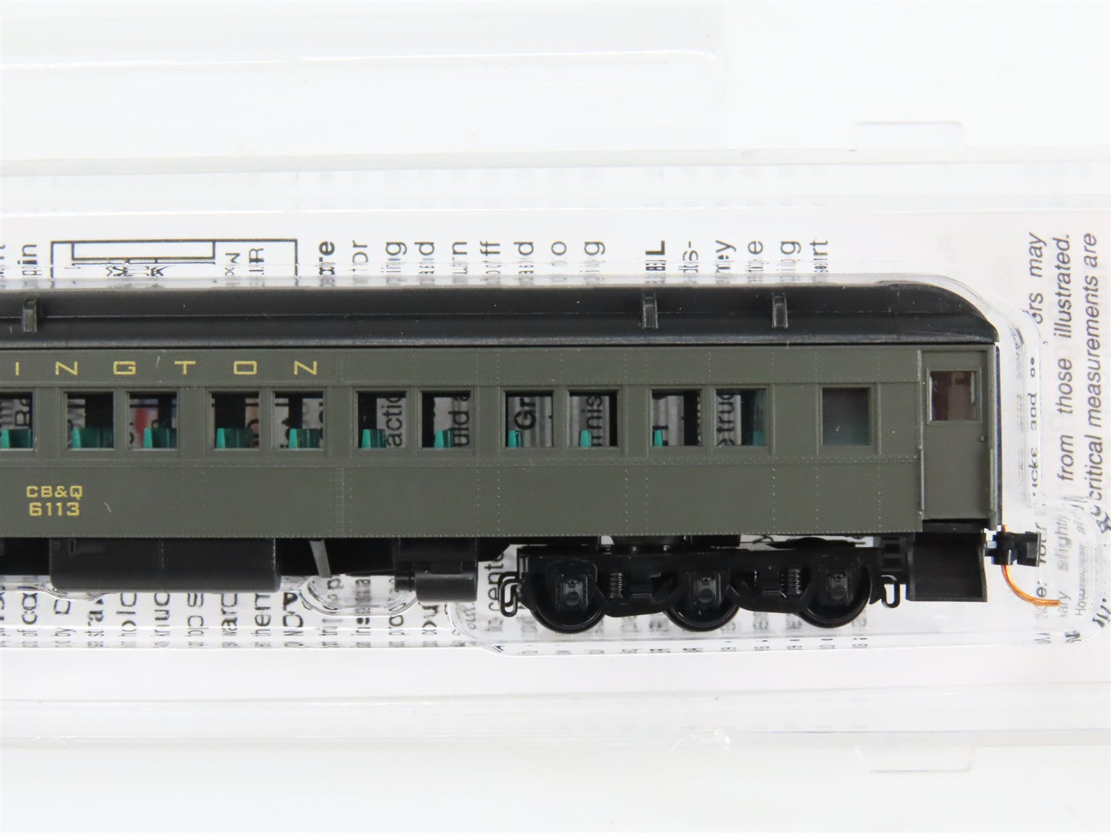 N Scale Micro-Trains 14500030 CB&Q Chicago Burlington & Quincy Coach 6113 RTR