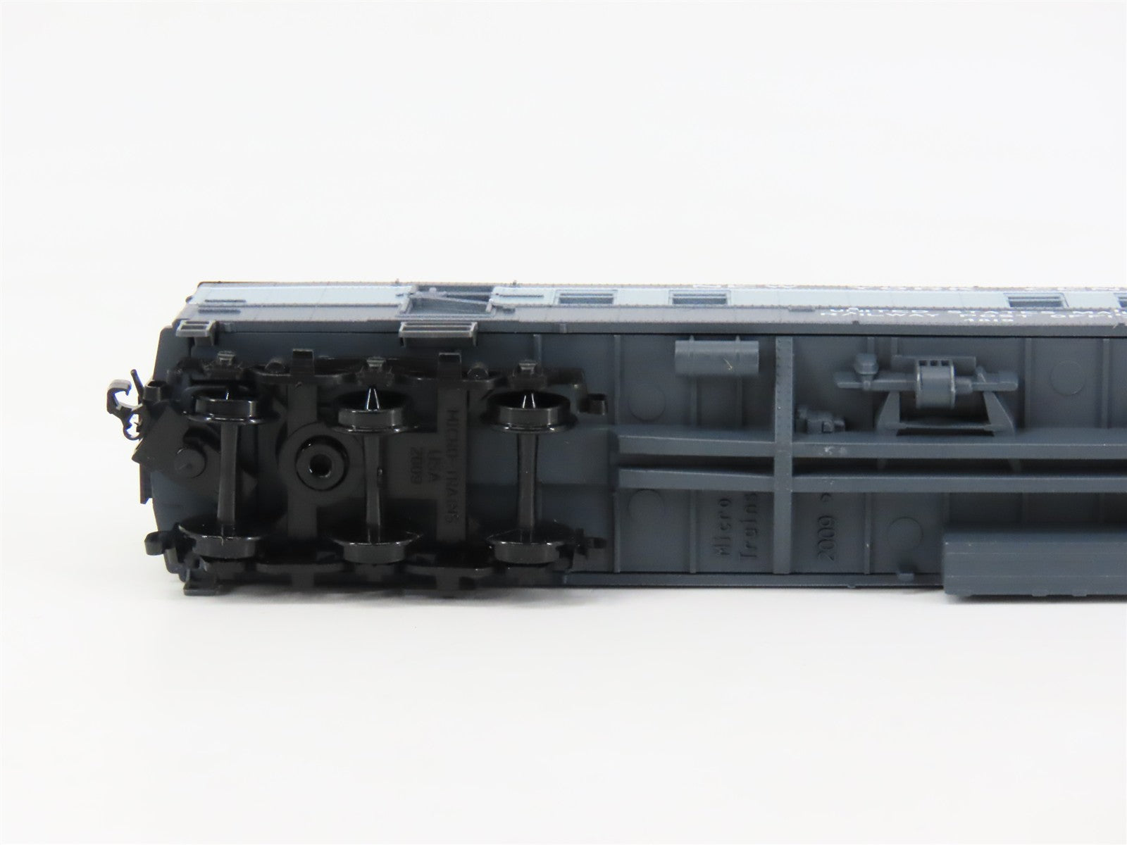 N Scale Micro-Trains 14000130 NYC New York Central Heavyweight RPO 4819 RTR